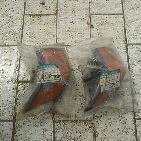 Sein Belakang Kiri Vespa Excel Exclusive Original Nos