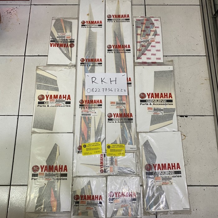 PROMO Striping Stiker Sticker F1ZR FIZR FIZ R Hitam Putih 2004 Original YIIM