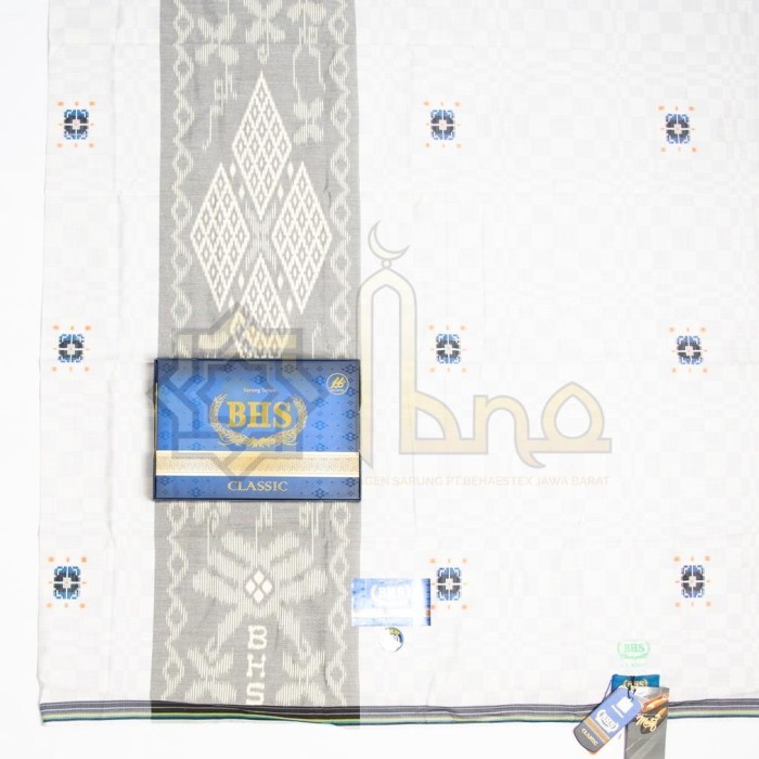 Kosanshoop Mudah Dibawa  Sarung Bhs Classic Gold Songket/Skt Putih