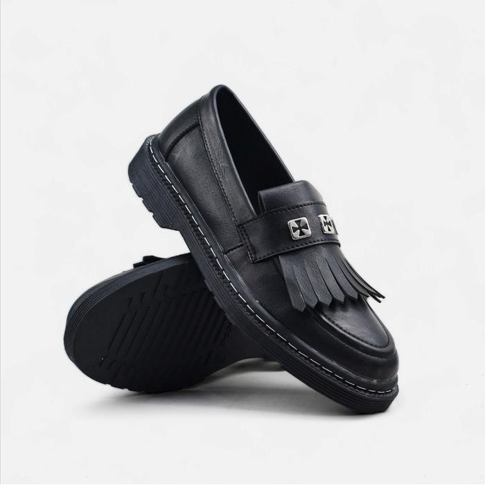 British Series - sepatu slip on loafer pantofel docmart kulit pria casual kerja formal BLACK
