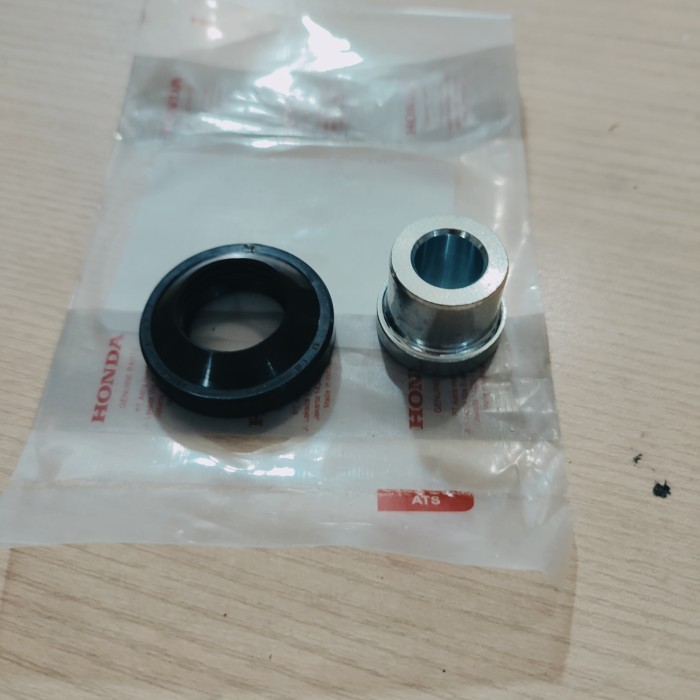 Bos Bosh Roda Depan Bagian Kiri Plus Seal Debu Honda Scoopy Karbu Termurah Langka