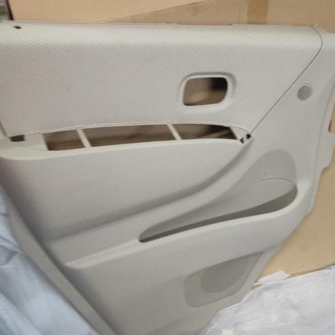 Door trim Depan kiri original Daihatsu luxio terbaik