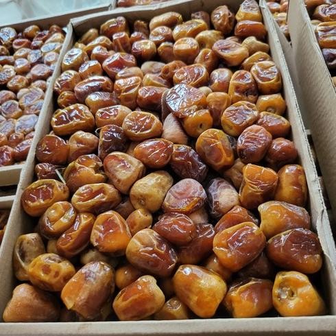 

KURMA SUKARI KHALIFAH 3 KG PREMIUM SUKKARY DATE KURMA RAJA ORIGINAL
