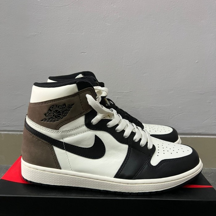 AJ 1 High Dark Mocha (ETALASE 2378)