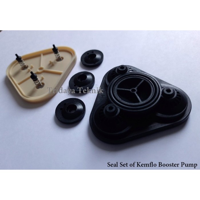 KEMFLO SEAL SEGITIGA KUNING HITAM PER KANCING BOOSTER PUMP KEMFLO KODE 281