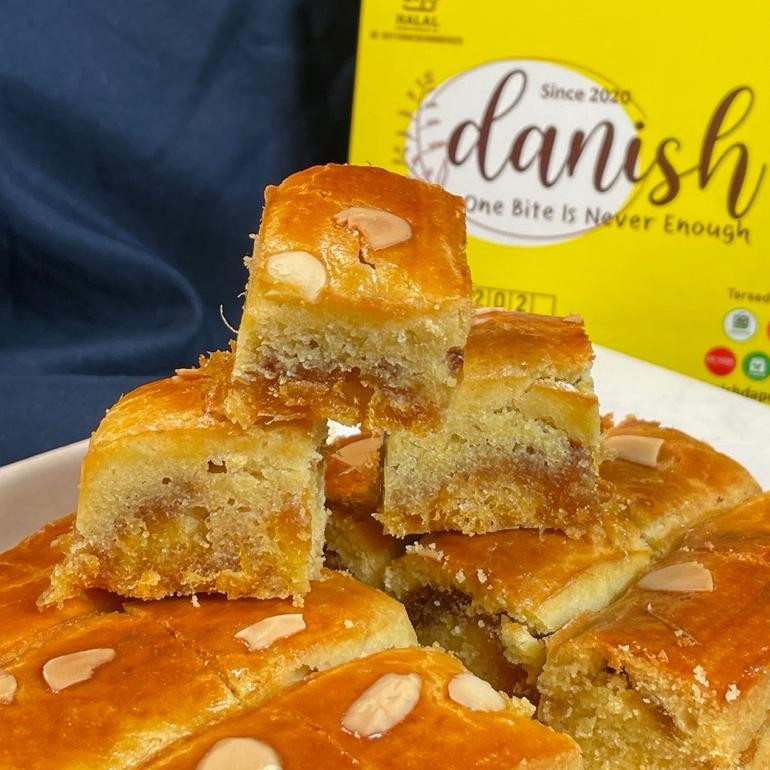 

Mega Sale Danish Premium Lekker Holland / Boterkoek 20x10 Panggang Wangi Butter Nanas by danishdapurcake Termurah