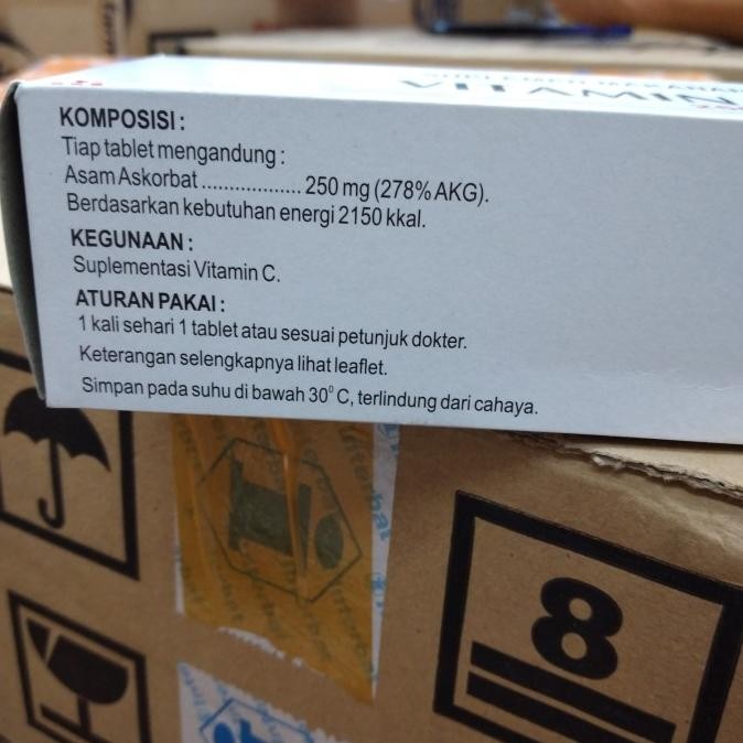 Spesial Vitamin C 250 Mg Kimia Farma 100 Tablet
