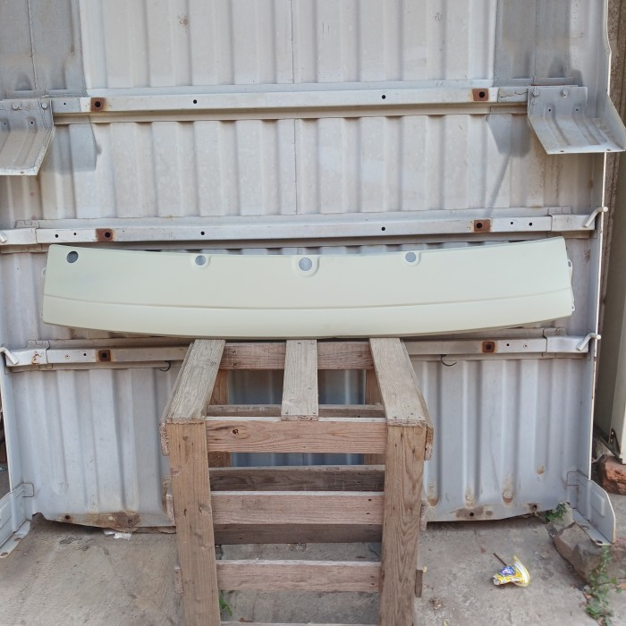 Panel Kedok Depan Atas Toyota New Dyna, Hino Dutro