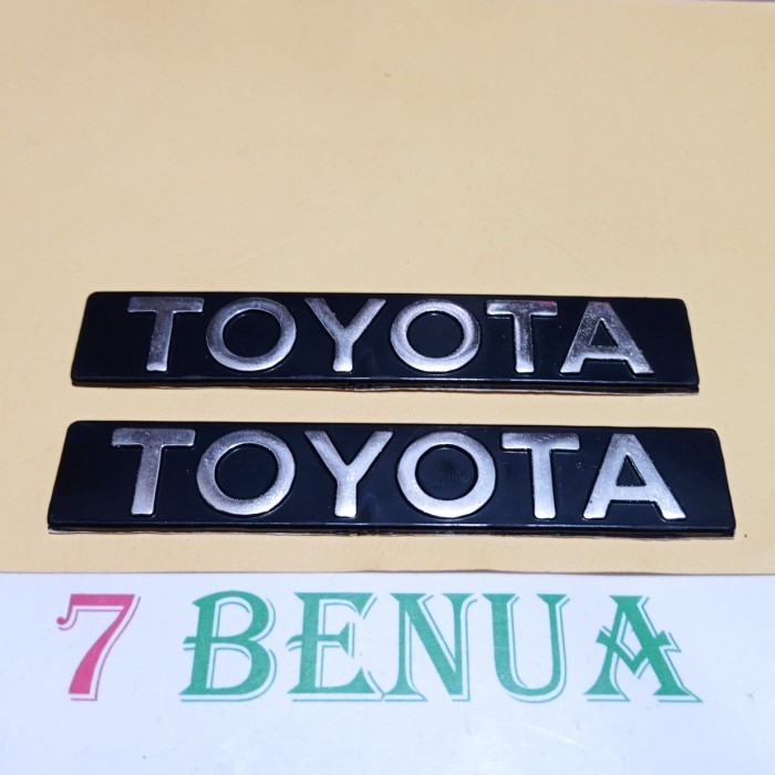 EMBLEM TOYOTA BAGASI BELAKANG COROLLA GL TAHUN 1984 UP