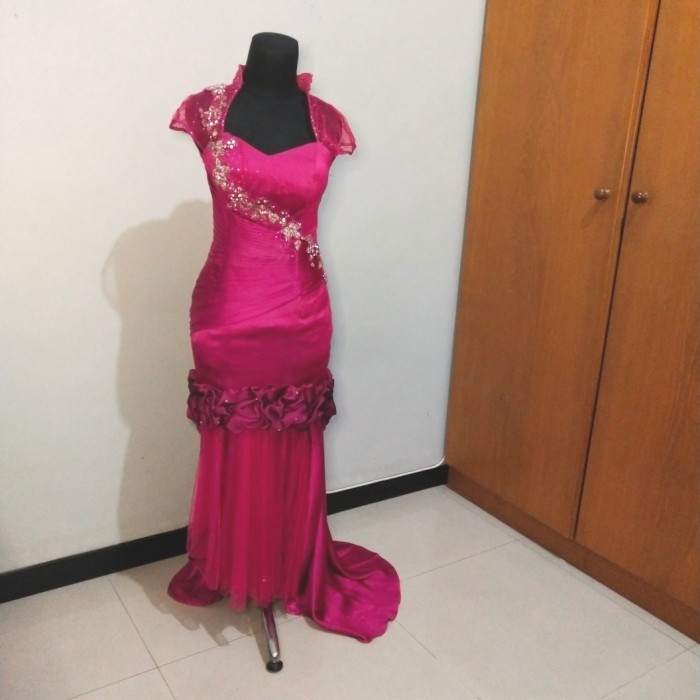 Gaun Wanita Merah Magenta Dress Wanita Gaun Pesta Preloved