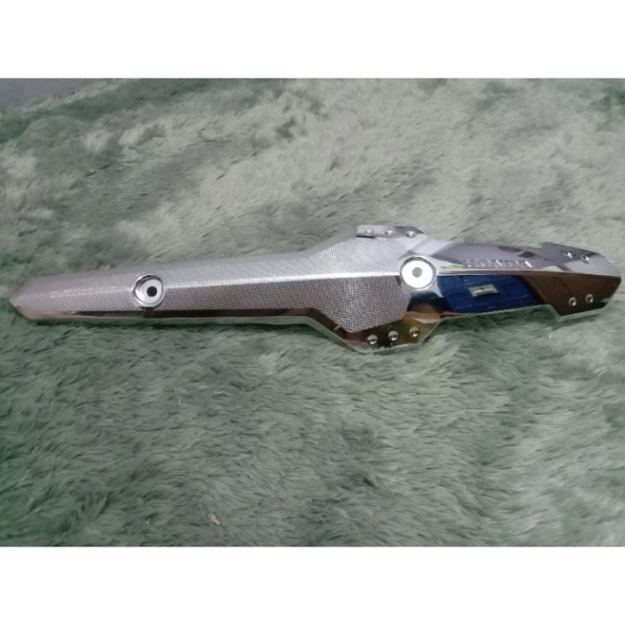 GARNISH KNALPOT HONDA VARIO 125 OLD KZR