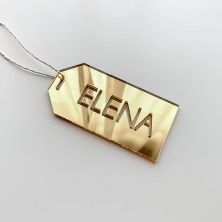 

Custom Hang Tag Akrilik Laser Bolong Hiasan Gantungan Hampers Acrylic