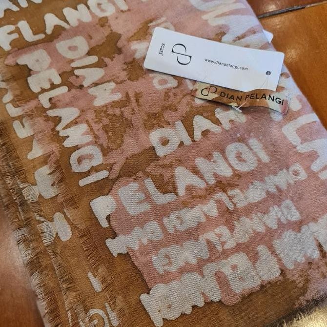 Terjangkau Hijab Segi Empat Voil Dian Pelangi