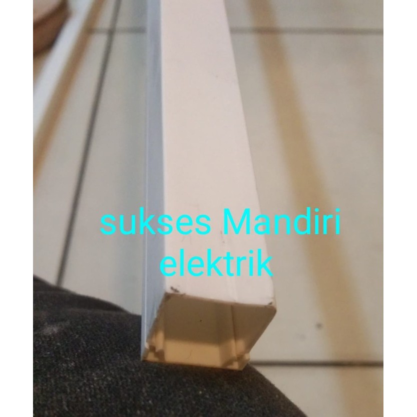 Duct Tutup / Kabel Duct / Solid Duct 16x16 95-96cm
