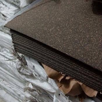 

Karet gabus lembaran / rubber cork sheet 2mm x 90cm x 90cm