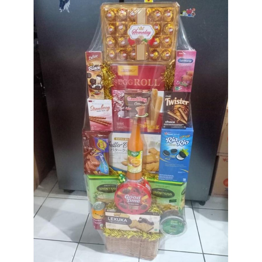 

PARCEL LEBARAN MAKANAN SNACK 2024 (18) HAMPERS MURAH MERIAH