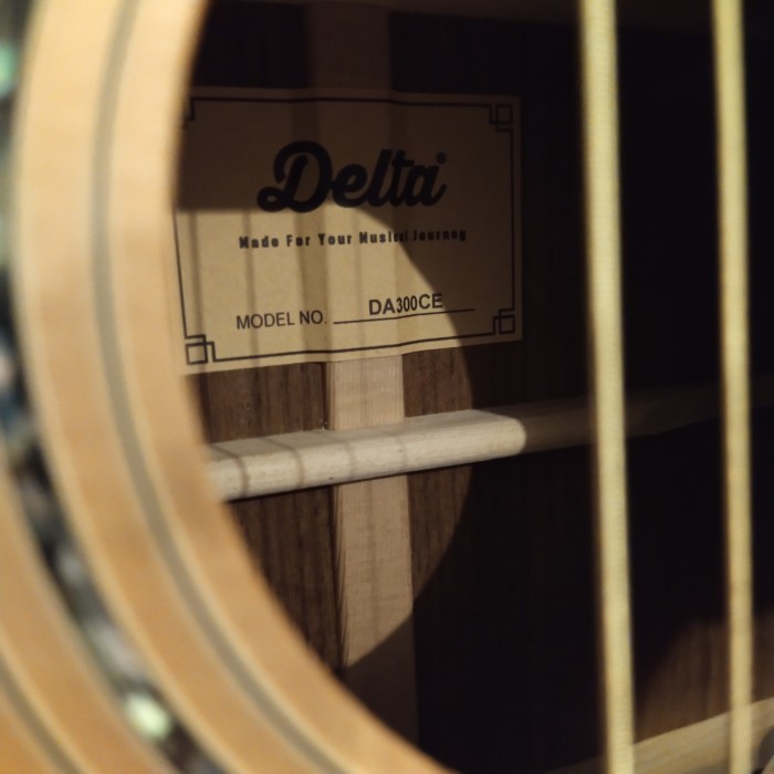 DELTA DA300CE gitar akustik elektrik TOP SOLID