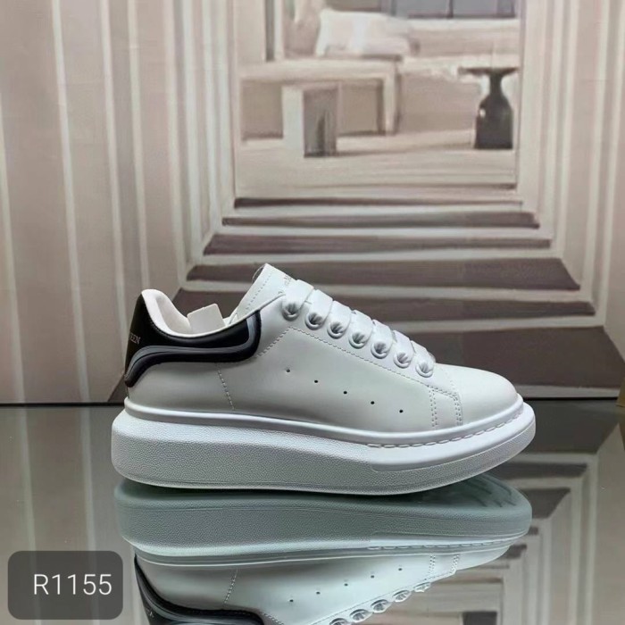 SNEAKERS WEDGES KEREN PRIA PUTIH POLOS SEPATU TINGGI PRIA KULIT SEPATU KASUAL RUNNING AWAY - Putih, 