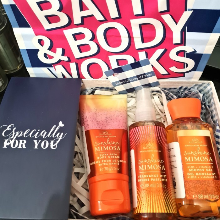 

HAMPERS TRAVEL SIZE BATH AND BODY WORKS (300/410)