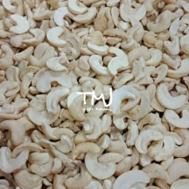 

Acang Mede Belah Dua Mentah 1 G