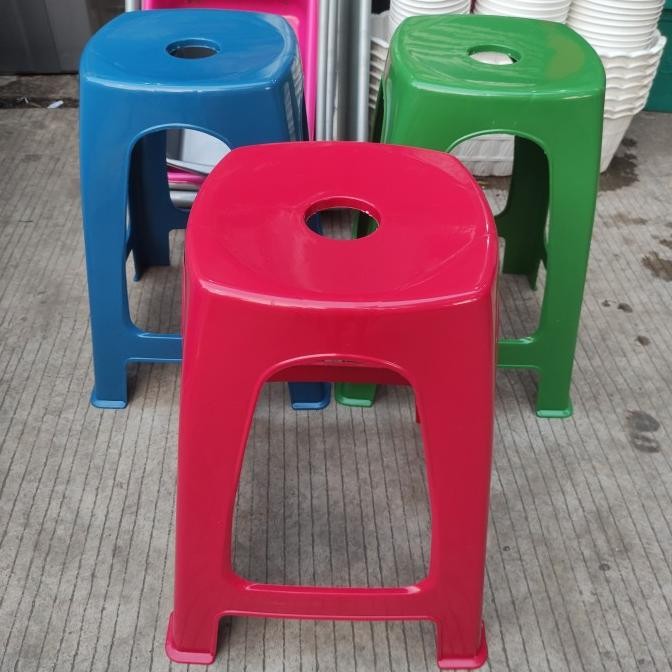 

New Bangku Plastik Ekonomis / Bangku Bakso