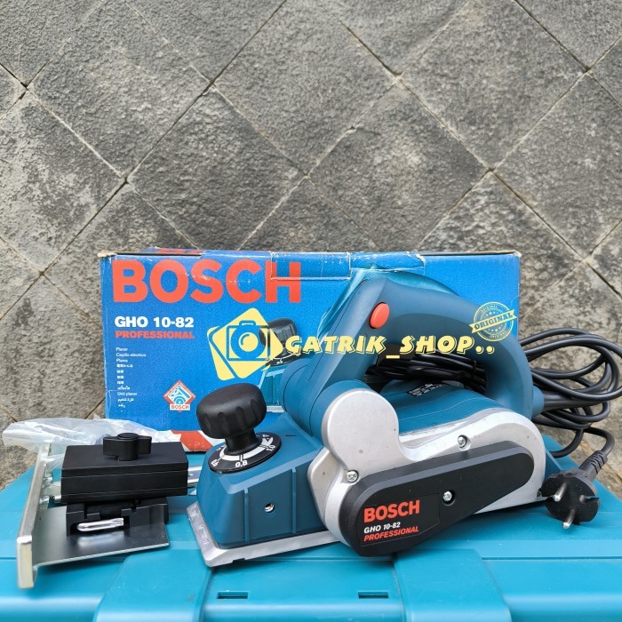 Planer Bosch gho 10 82, mesin serut Bosch gho 10-82