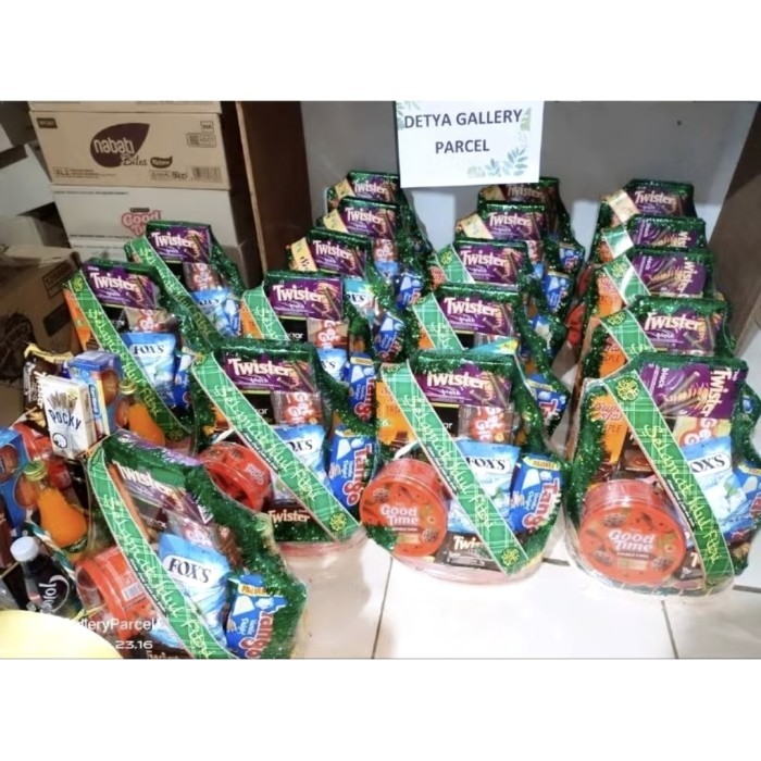 

Parcel Lebaran / Parcel Natal / Parcel Tahun Baru / Hampers Murah