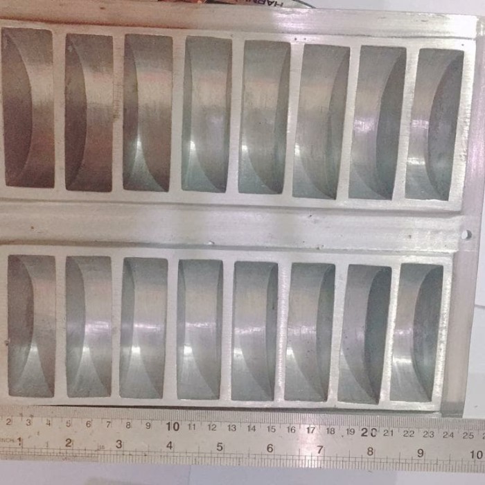 

BEST SELLER CETAKAN KUE PUKIS 16 BH UK 21 CM X 24CM