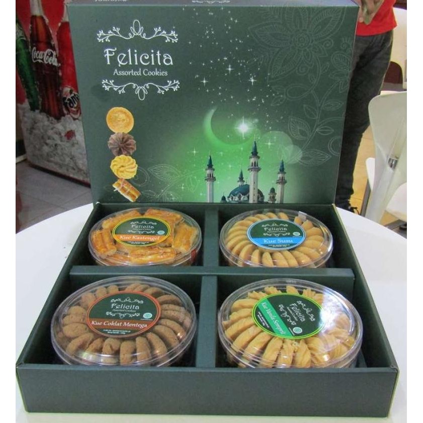 

Parcel Kue Lebaran Kering Felicita 4 Topless Parsel Hampers
