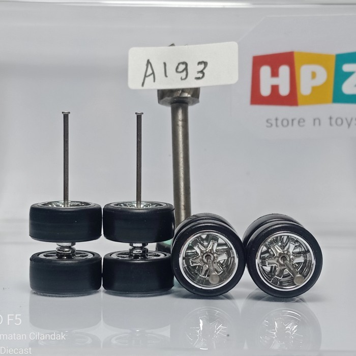 BAN KARET HOTWHEELS DIECAST UK 1:64 MODEL TE37 WARNA CHROME SILVER
