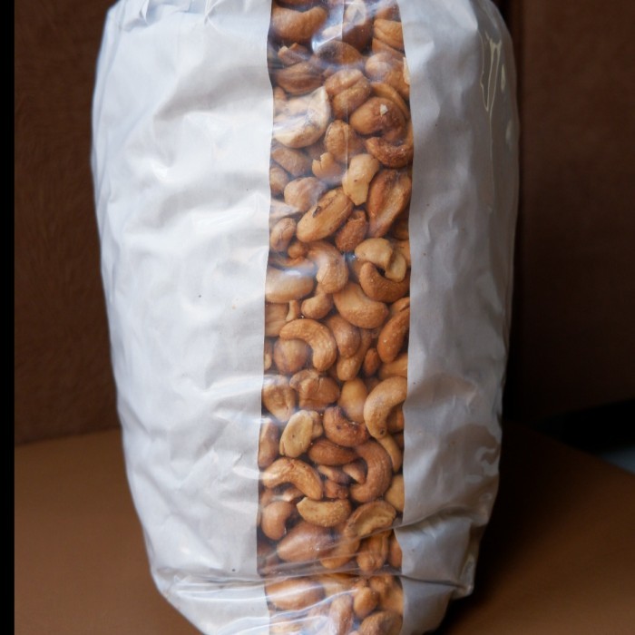 

Kacang Mede Goreng Original Asin Grade1 Berat 1Kg