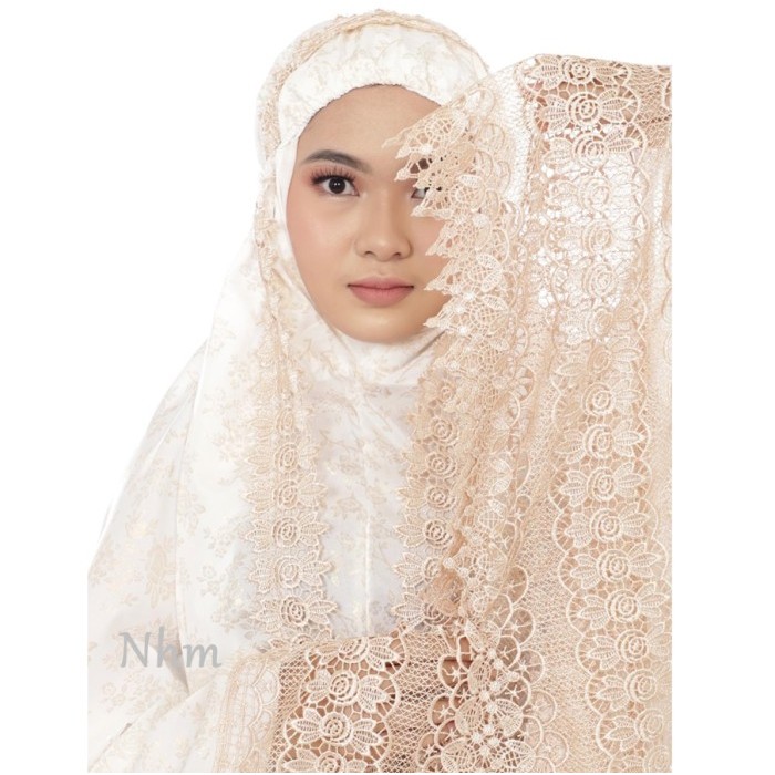 Ready Mukena Dewasa Syahrini Gold Katun Foil, Mukena Renda Bordir Original