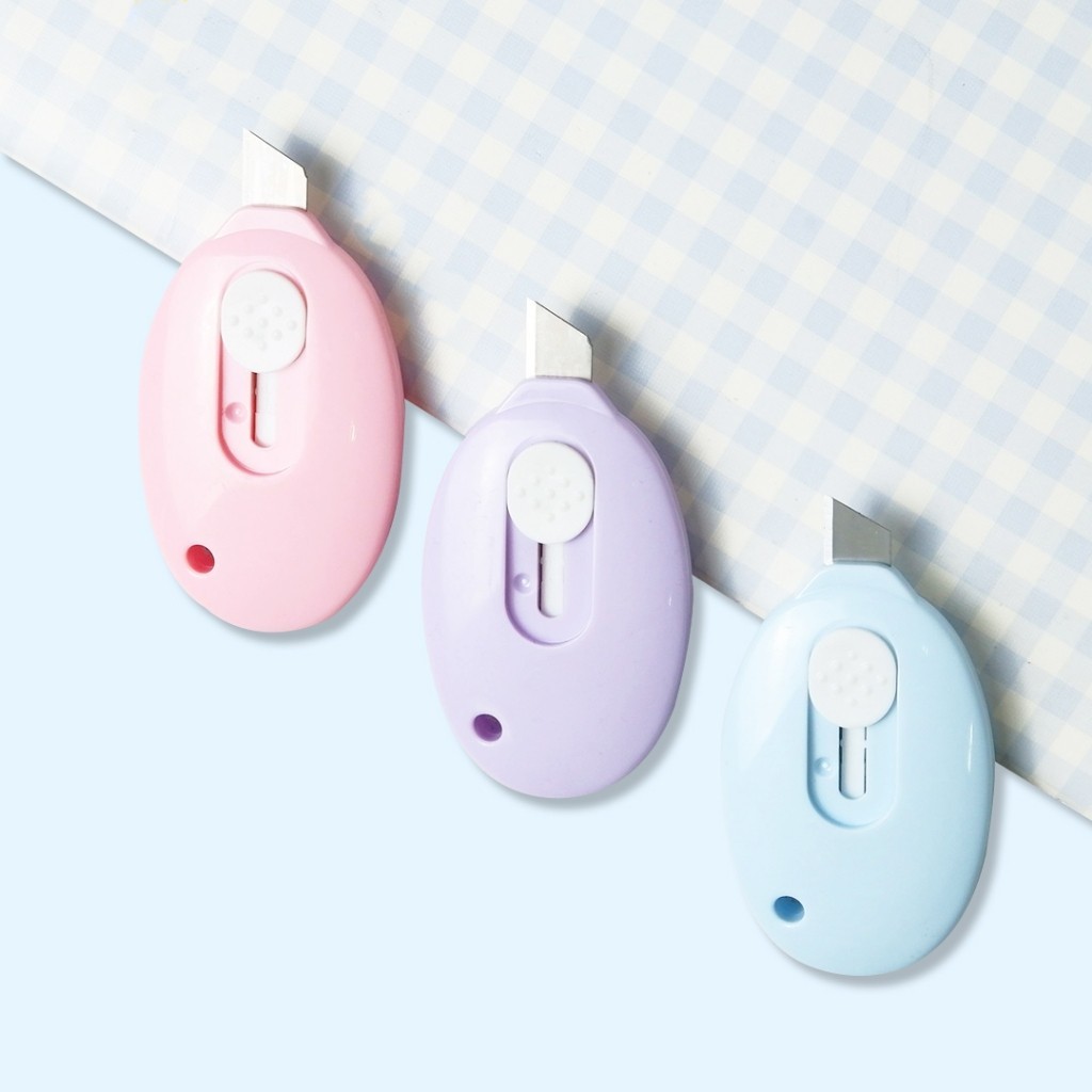 

CUTTER MINI CUTTER PORTABLE PISAU KECIL PEMOTONG PORTABLE / CUTTER MINI 301 / STATIONERY CASTLE