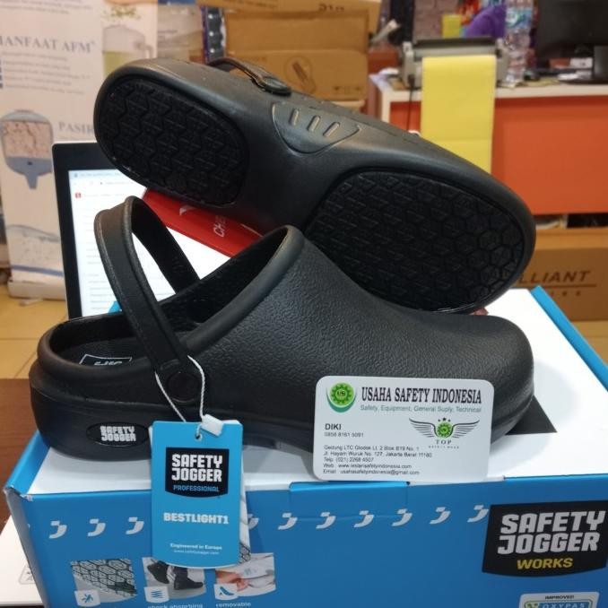 Sandal Safety Jogger Bestlight Oxypas / Sendal Jogger Bestlight Hitam Terlaris