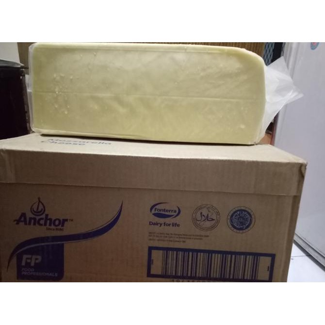 

SIAP KIRIM KEJU MOZARELLA ANCHOR 20KG