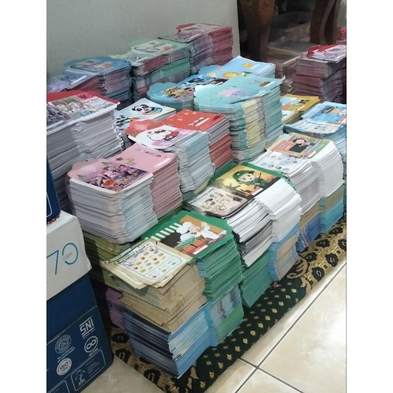 

TERMURAH (500 lembar) belum di lem, amplop lebaran medium free plastik ke-21
