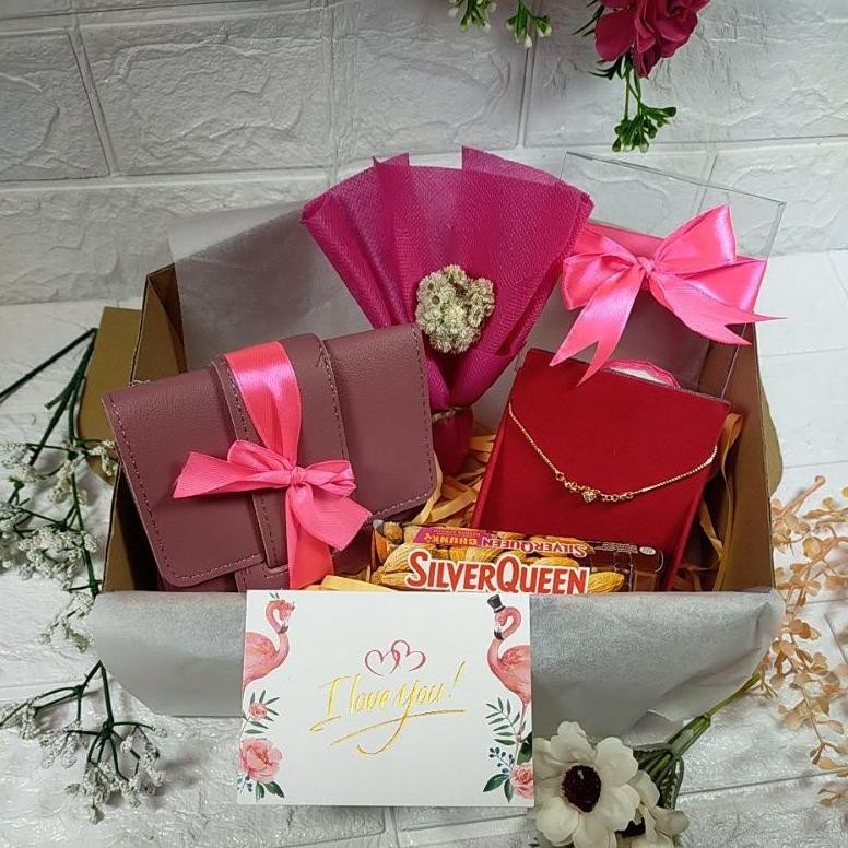 

TERLARIS Hampers Wanita Hampers Cewek Hampers Ultah Hampers Valentine Hampers Anniversary Hampers Wisuda Hadiah Ultah Wanita Hadiah Ultah Cewek Kado Ultah Wanita Kado Ultah Cewek Hadiah anniversary Kado Anniversary Hadiah Wisuda Kado Wisuda Hadiah