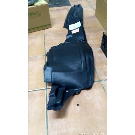 Liner Fender Suzuki Swift 2011 Kanan