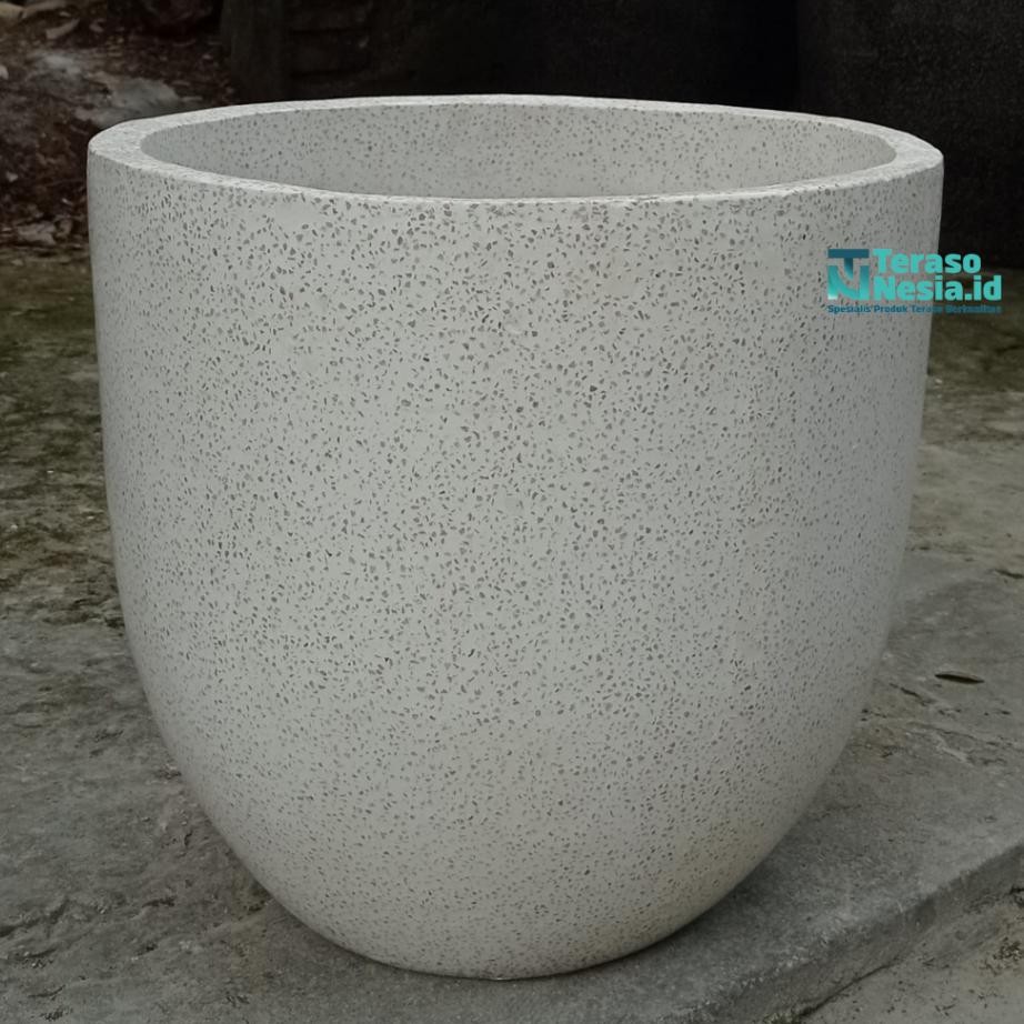 Pot Terao Tipe Apul Warna Putih Diameter 40 Cm Tinggi 40 Cm Pot Terazzo Nimali Outdoor Indoor
