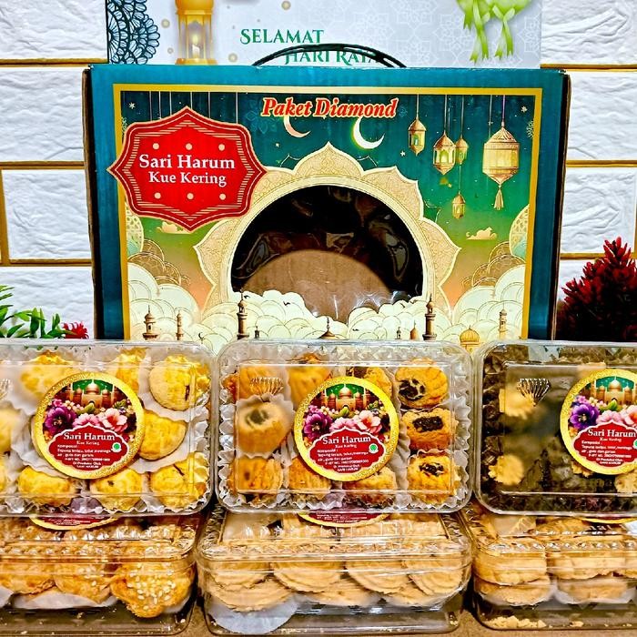 

New! Paket Kue Kering Lebaran Premium Diamond Harum Sari Isi 6 Toples Hampers Paket Kue Lebaran Parcel Kue Lebaran Idul Fitri Termurah - PAKET DIAMOND Lebaran