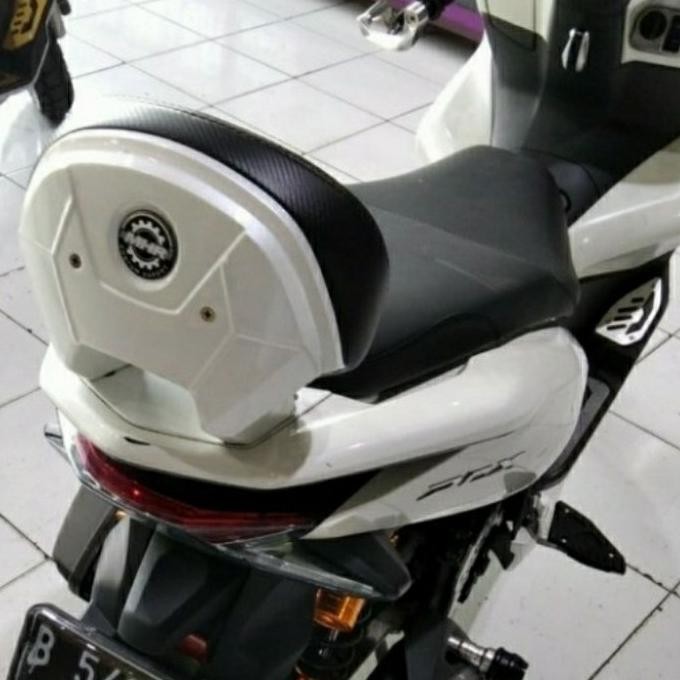 Senderan Jok Belakang Backrest Motor Honda Pcx-150 / Pcx 160 Lokal Mhr