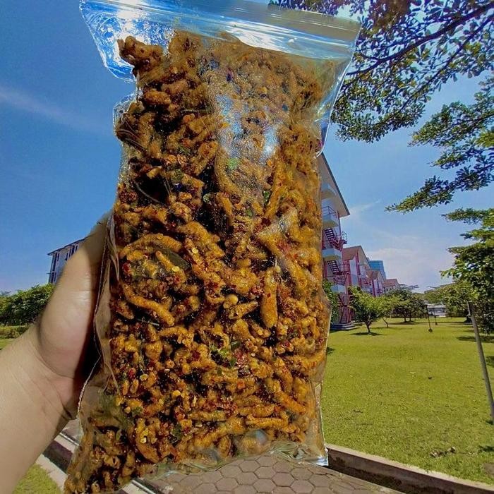 

CEMILAN KERIPIK USUS CRISPY JAWARA 1KG PEDAS JERUK/CIKRUH/ORIGINAL PREMIUM VIRAL BANDUNG TERMURAH
