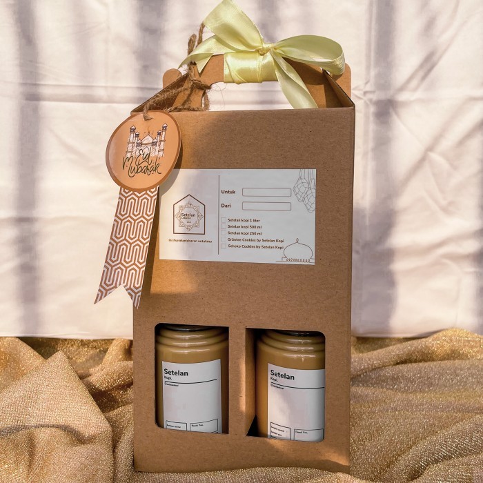 

HAMPERS SETELAN LEBARAN KOPI