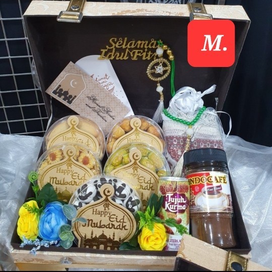

PAKET BOX HAMPERS LEBARAN KUE KERING TOPLES MURAH 29