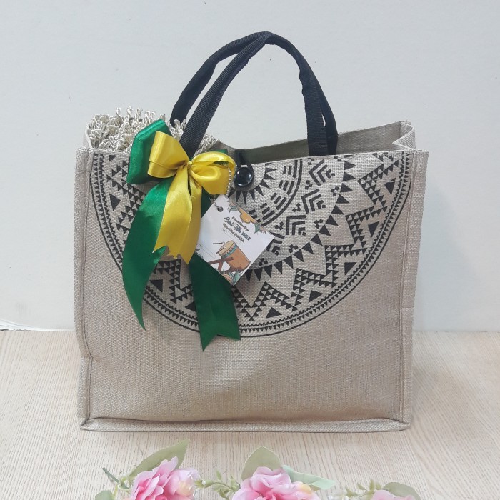 

PAKET HAMPERS LEBARAN READY/PARSEL RAMADAN LENGKAP/HAMPERS IDUL FITRI