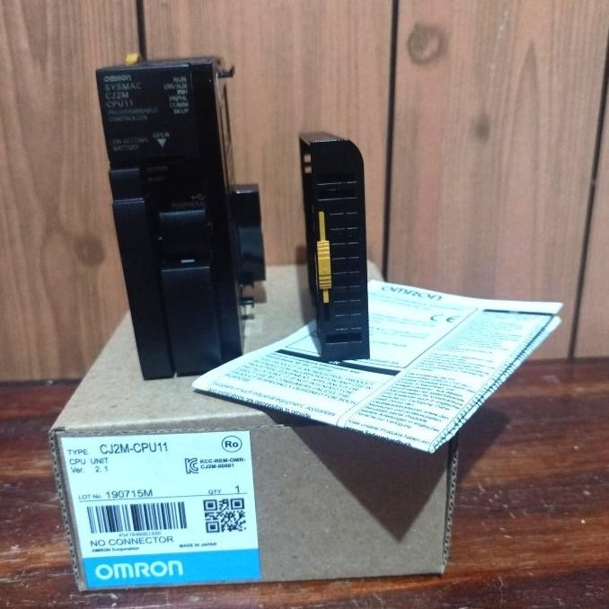 PLC omron CJ2M-CPU11