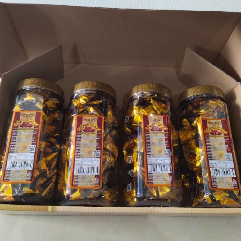

hj-64 Coklat Almond Isi 4 Toples Dalam 1 Dus d'KING Musdalifah Isi Per Toples 40 Pcs Sertifikasi Halal Premium
