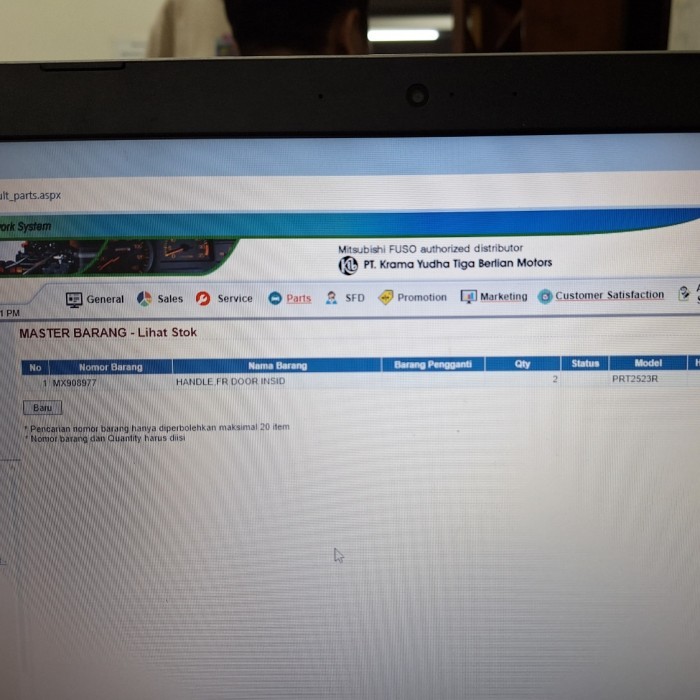 HANDLE PINTU DALAM KANAN FUSO FJ2523 ORIGINAL MITSUBISHI MX908977