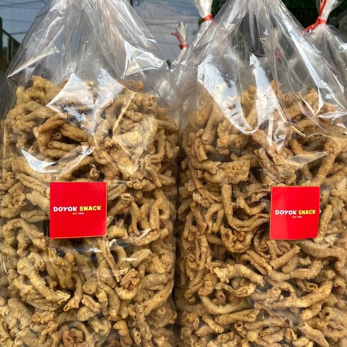 

BARANG TERLARIS 1kg keripik usus original asin kriuk camilan doyok snack food jaya makmur 2 Kripik