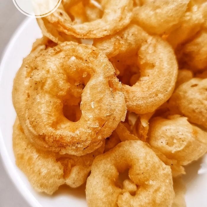 

BARANG TERLARIS KERIPIK BAWANG BOMBAY CRISPY 500gr ONION RING CRISPY KERIPIK SAYUR BUAH PREMIUM